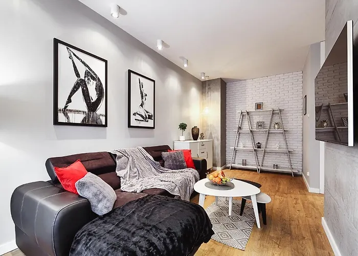 Center Ilumino Ii Hotell