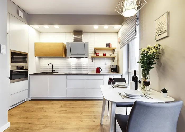 Hotell Center Ilumino Ii *